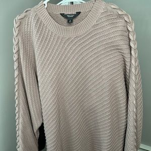 Vera wang medium purple sweater